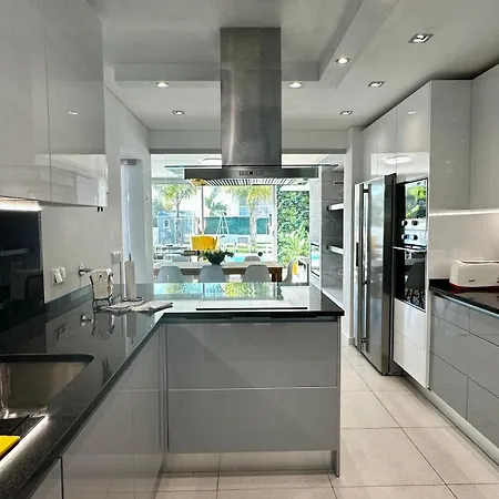 Moon By Check-in Portugal Villa